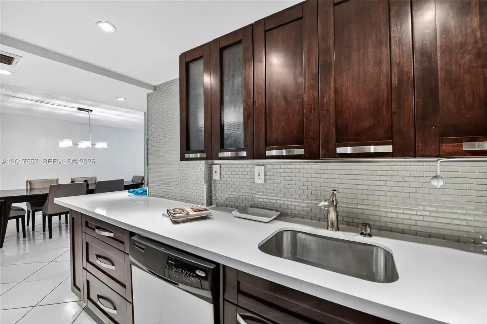 2401 Collins Ave # 1107, Miami Beach FL 33140