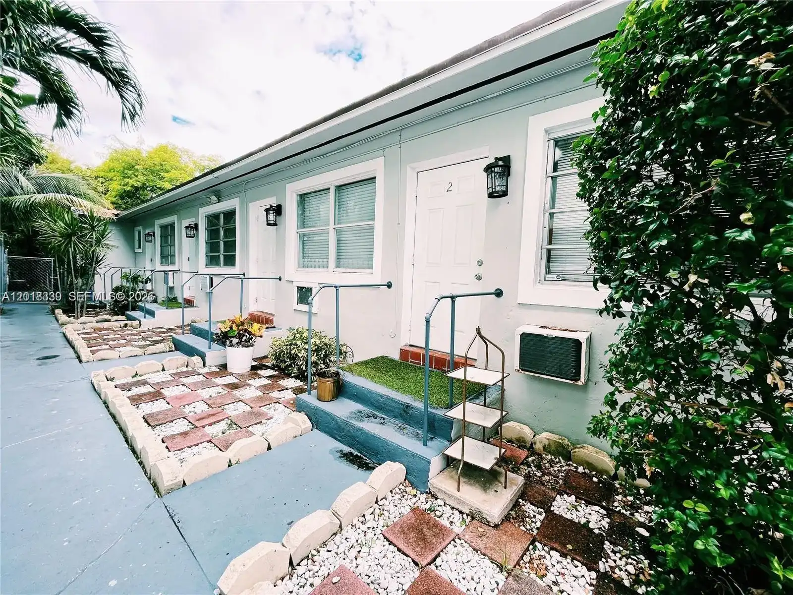 7630 Byron Ave, Miami Beach FL 33141