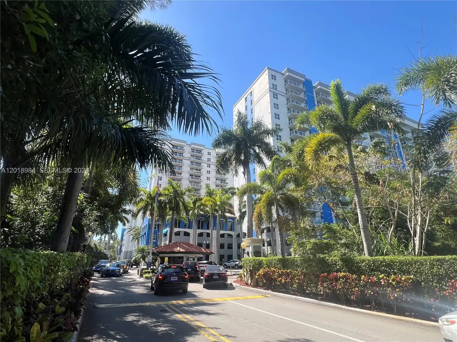 5085 NW 7th St # 711, Miami FL 33126