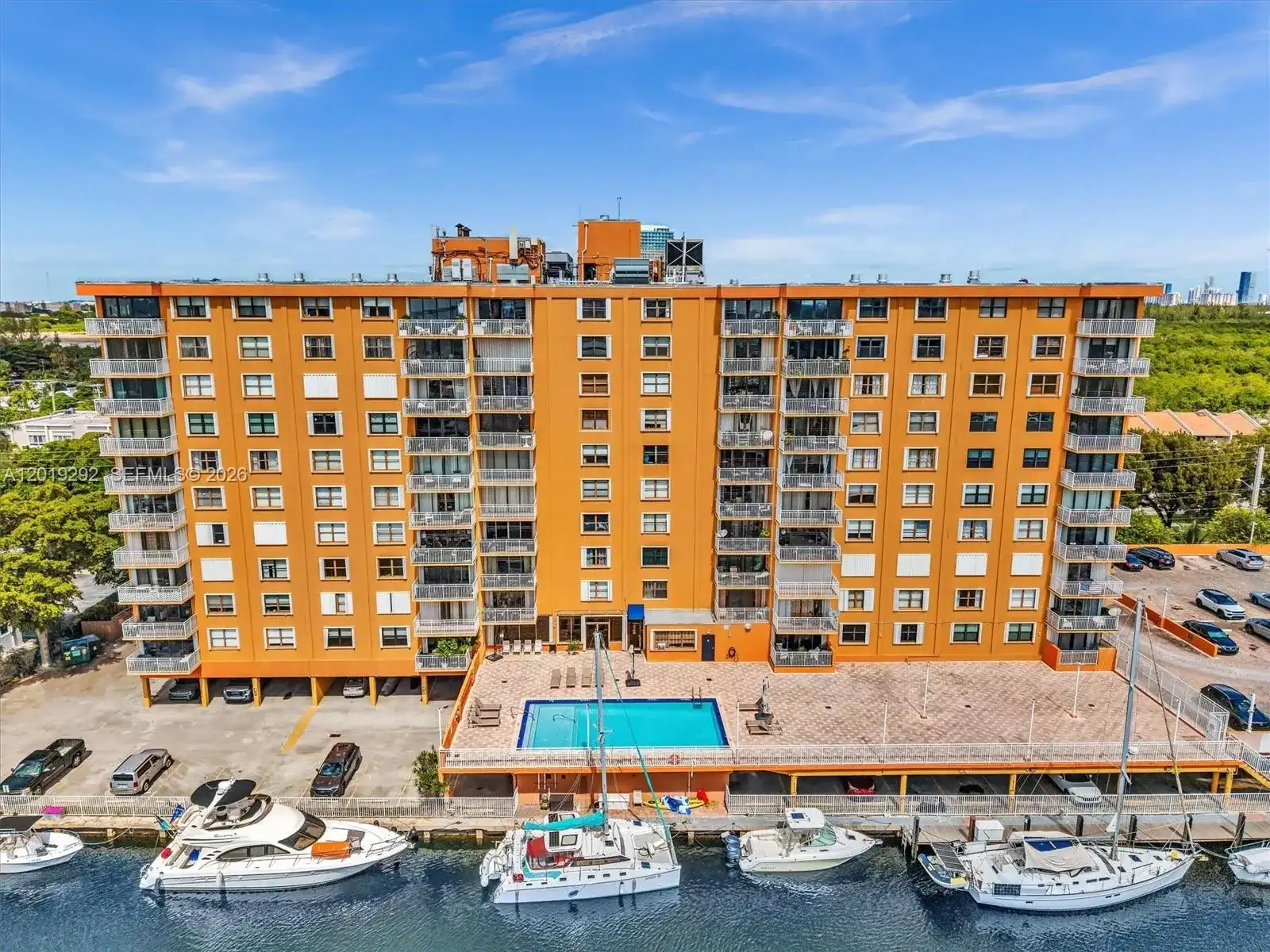 2450 NE 135th St # 201, North Miami FL 33181