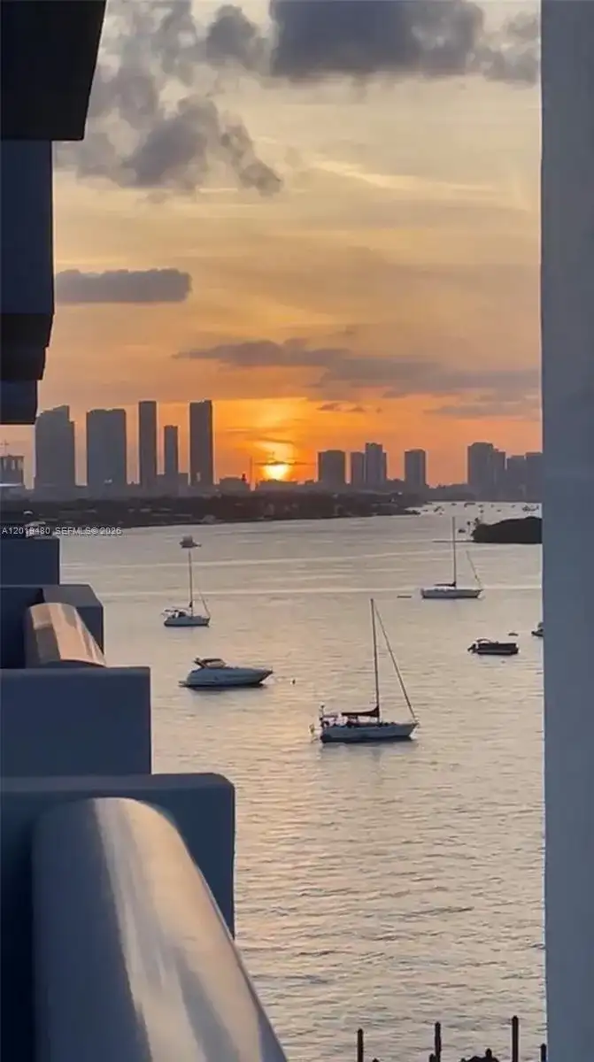 1200 West Ave # 819, Miami Beach FL 33139
