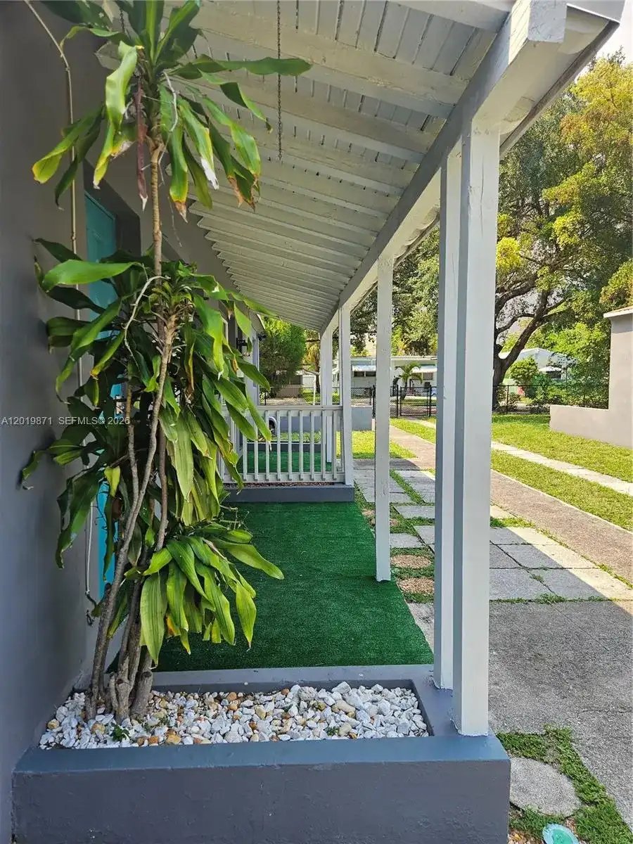 2034 Taylor St # 2034, Hollywood FL 33020