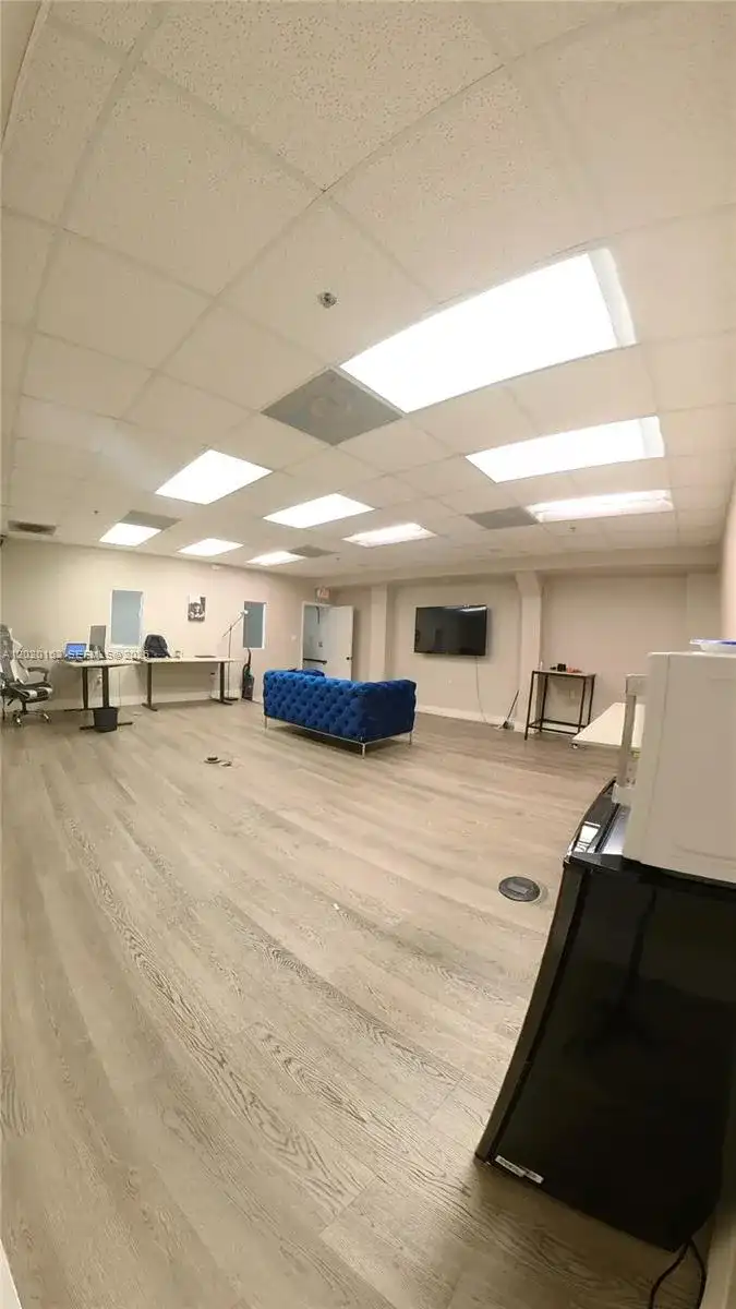 2746 NW 112th Ave # 2746, Doral FL 33172