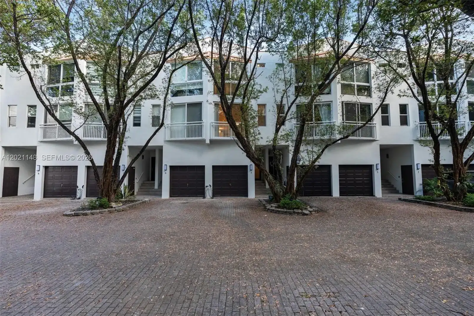 325 Meridian Ave # 5, Miami Beach FL 33139