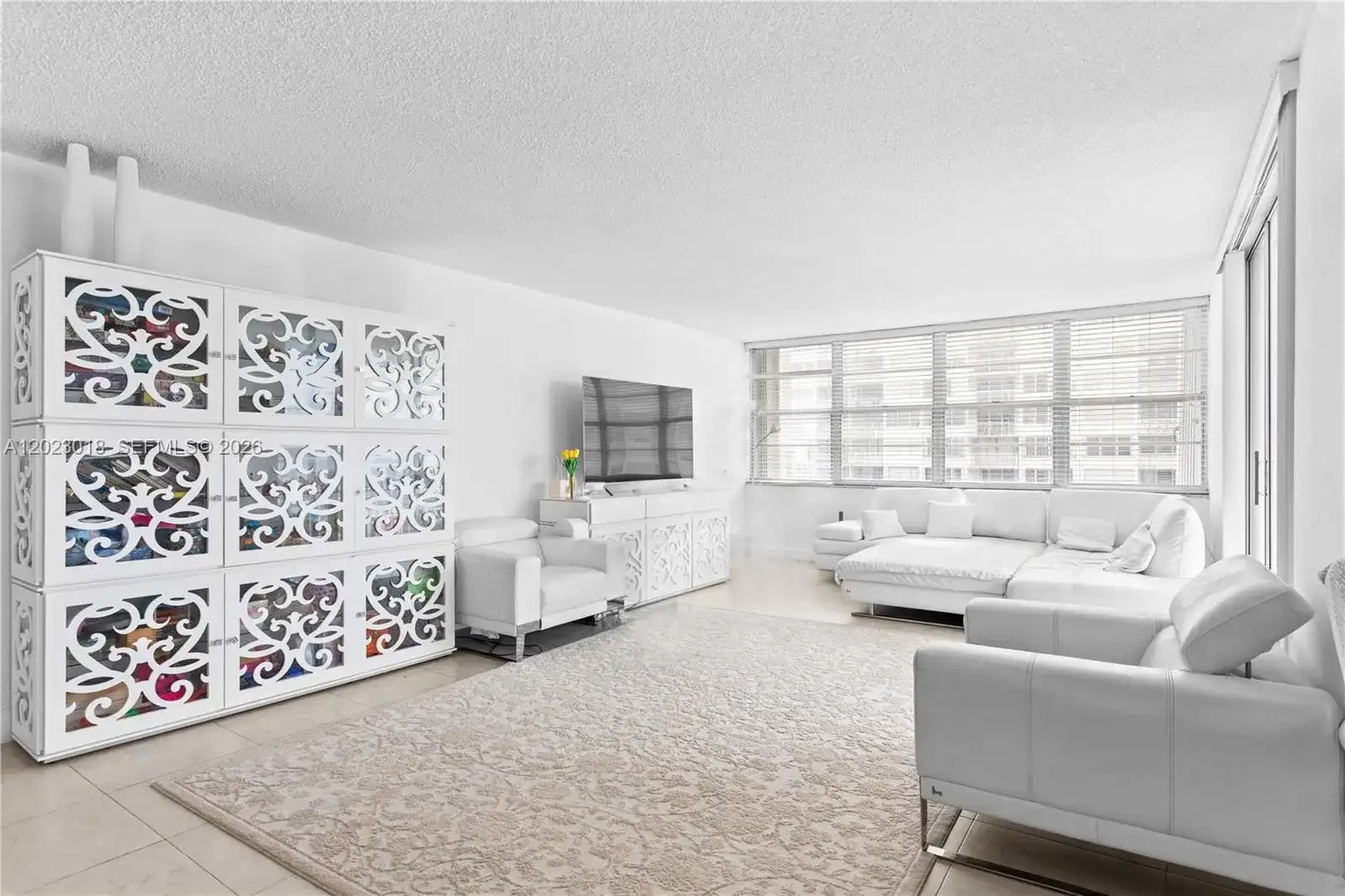 18051 Biscayne Blvd # 1105, Aventura FL 33160