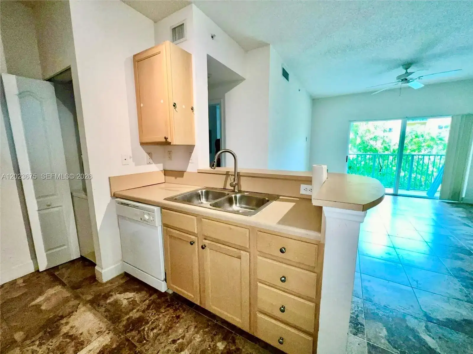 6001 SW 70th St # 454, South Miami FL 33143