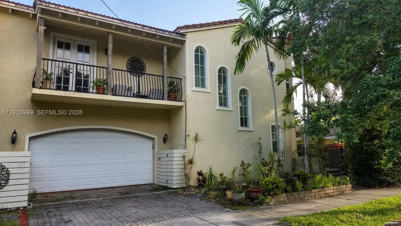1806 SW 23rd St, Fort Lauderdale FL 33315
