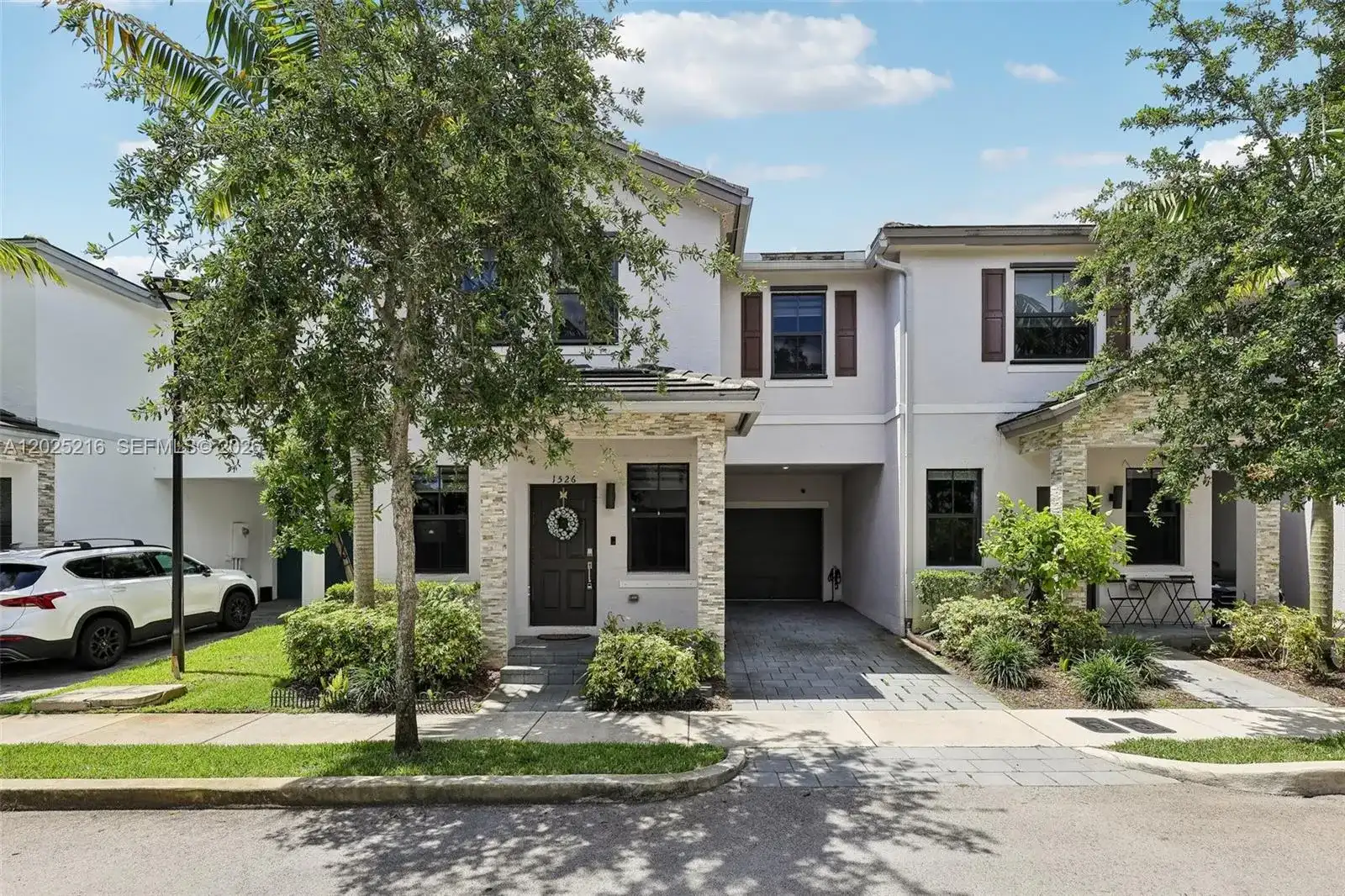 1526 SW 29th St, Fort Lauderdale FL 33315