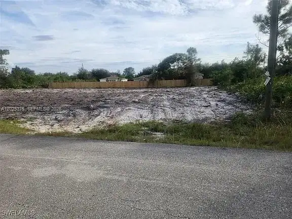 2513 43RD ST W, Lehigh Acres FL 33971