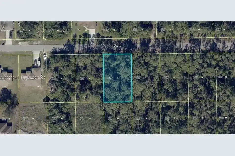 2803 E 11TH ST, Lehigh Acres FL 33972