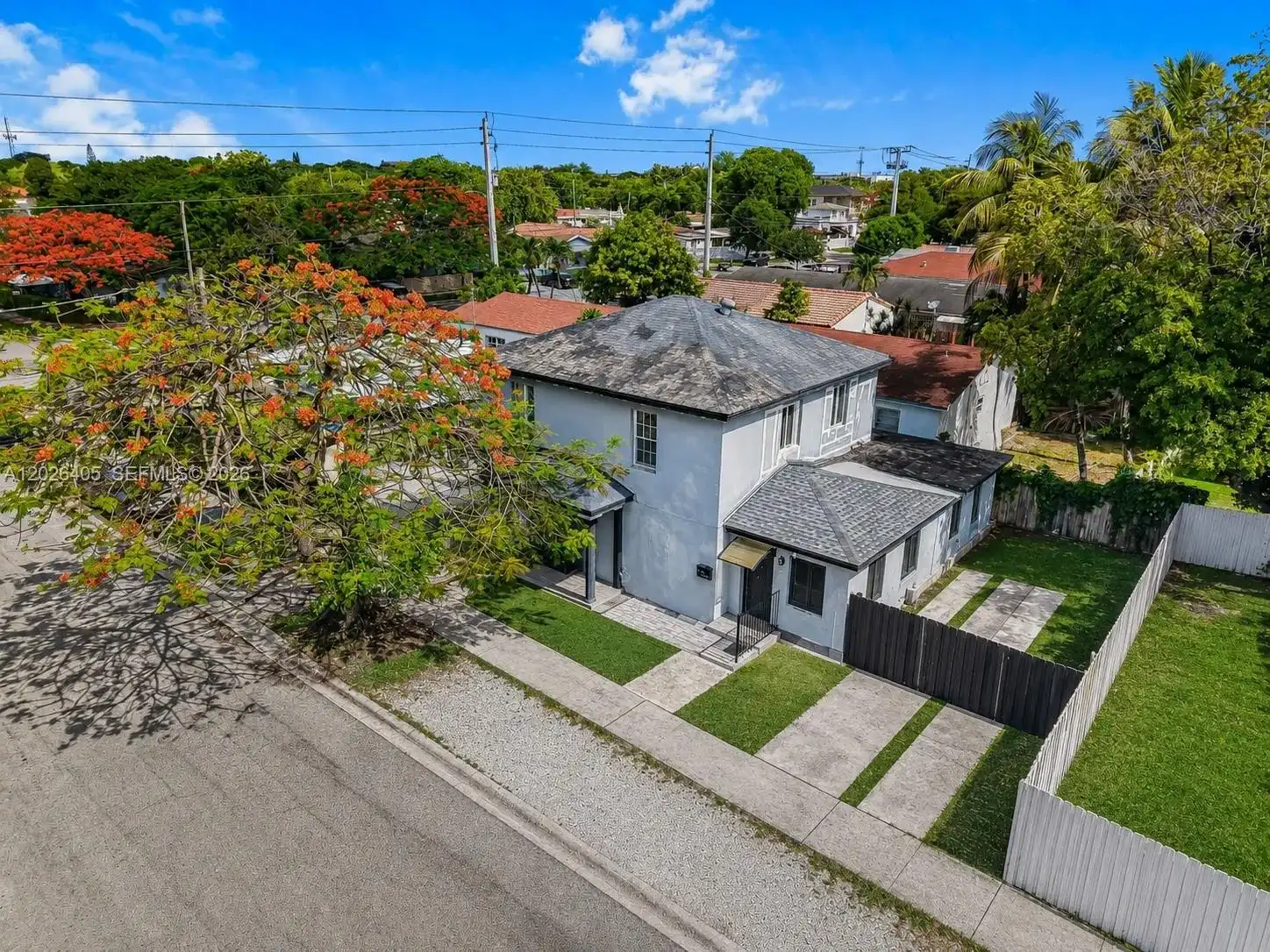 2275 NW 30th St, Miami FL 33142