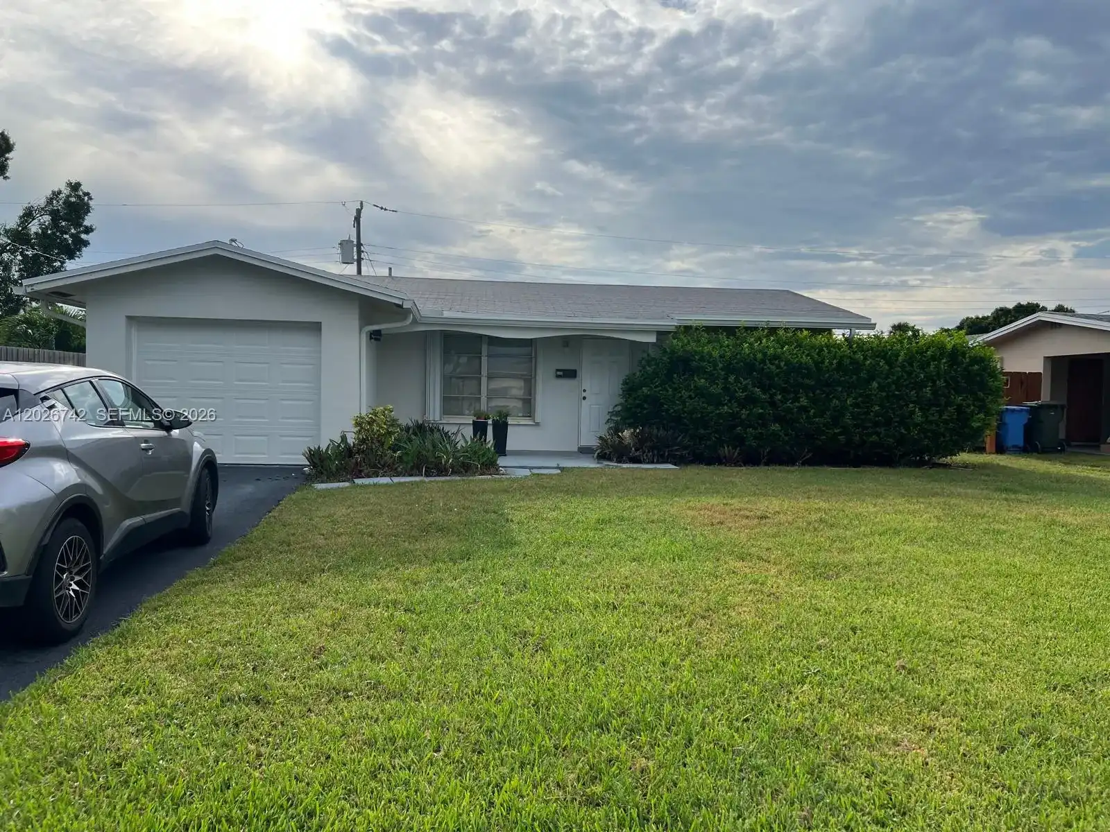 4460 NW 18th Ave, Oakland Park FL 33309