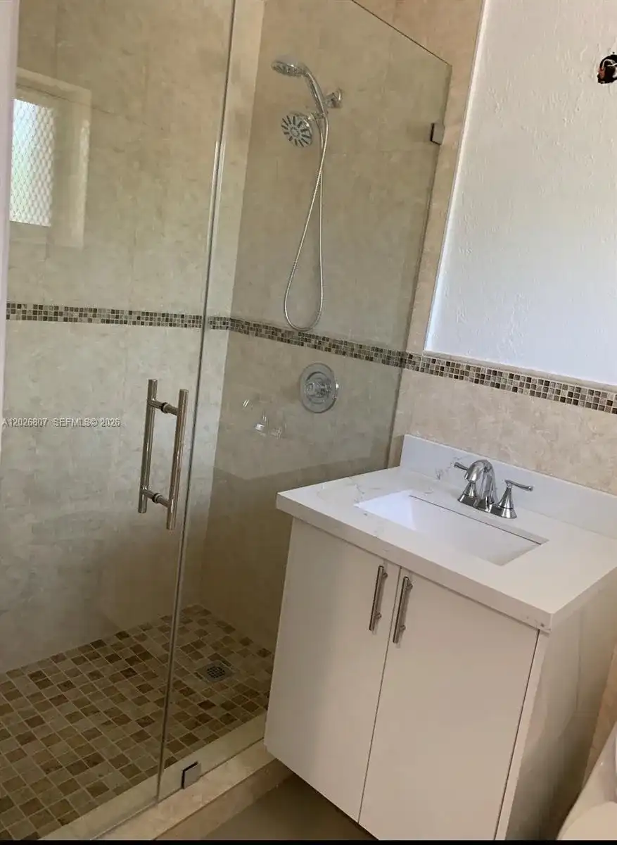 6498 Collins Ave # 41, Miami Beach FL 33141