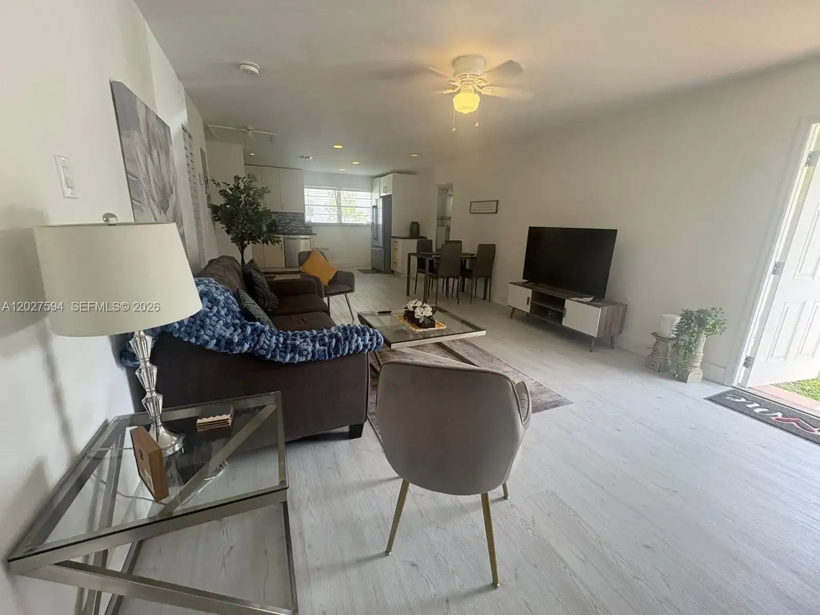 201 Columbus Pkwy # B, Hollywood FL 33021