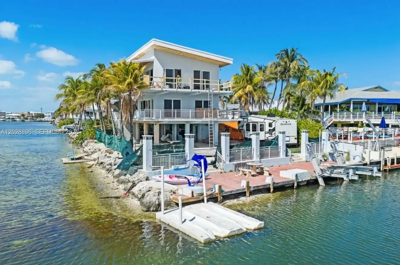 233 Aberdeen Ct, Tavernier FL 33070