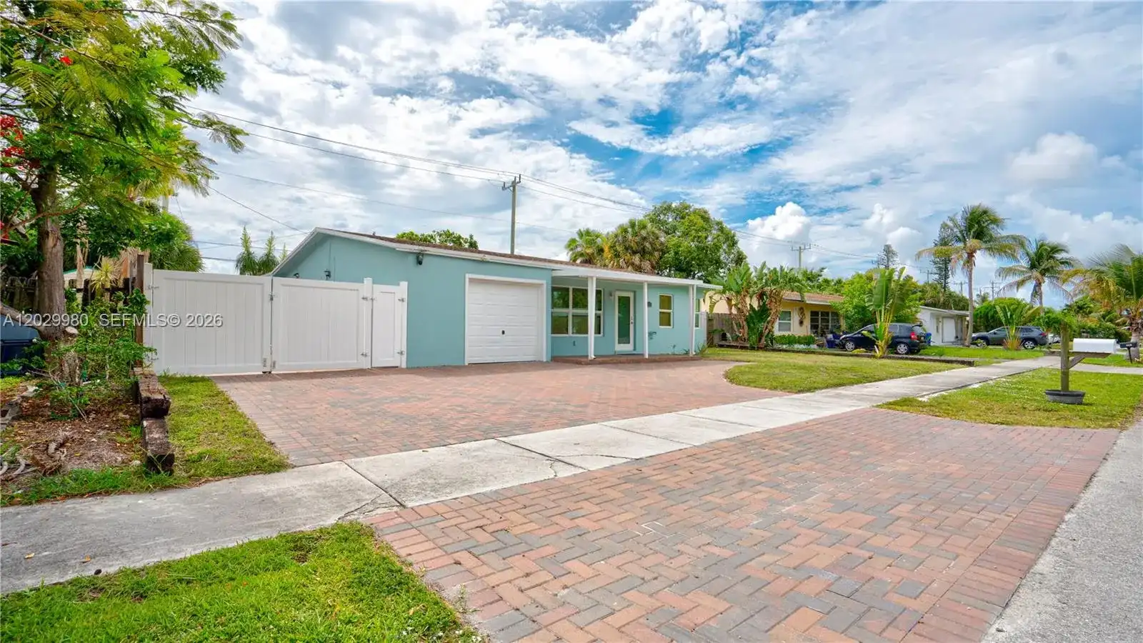 2510 NE 9th Ave, Pompano Beach FL 33064