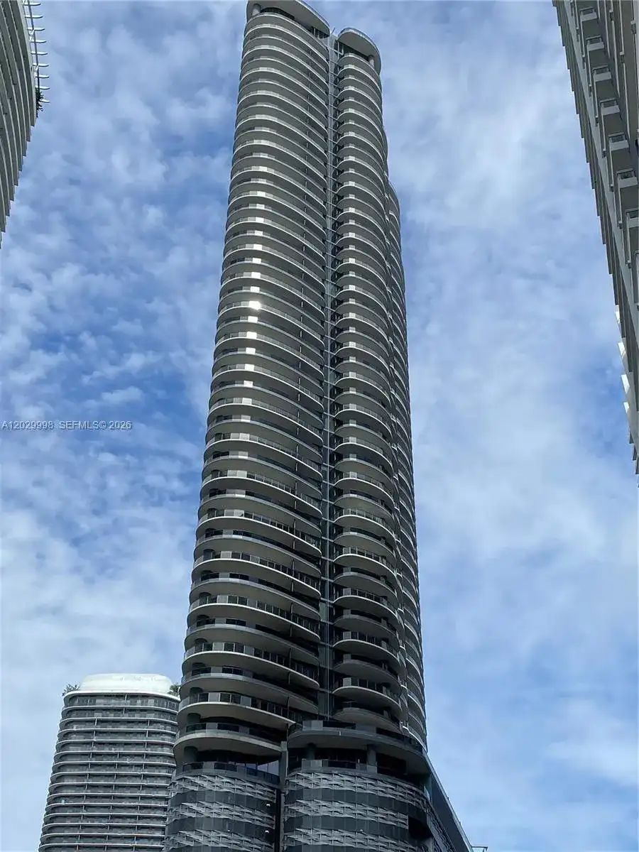 1000 Brickell Plz # 3412, Miami FL 33131