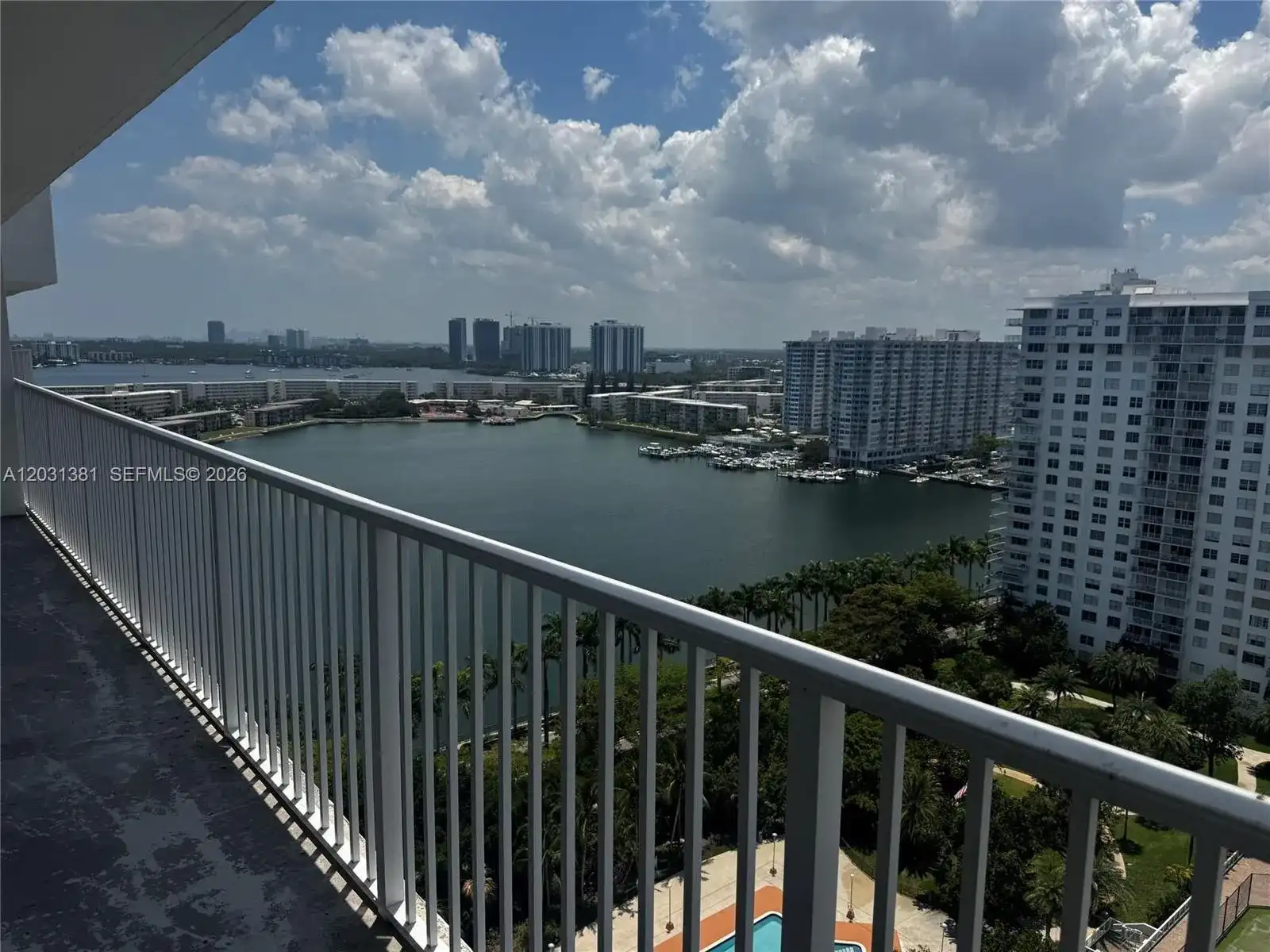 2851 NE 183rd St # 2004E, Aventura FL 33160