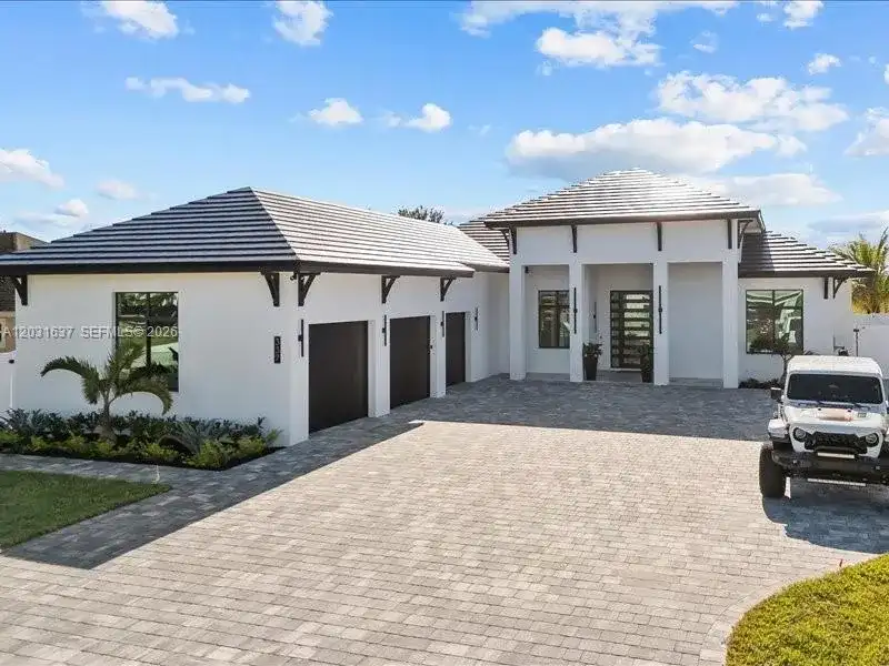 337 SW Kestor Dr, Port St. Lucie FL 34953