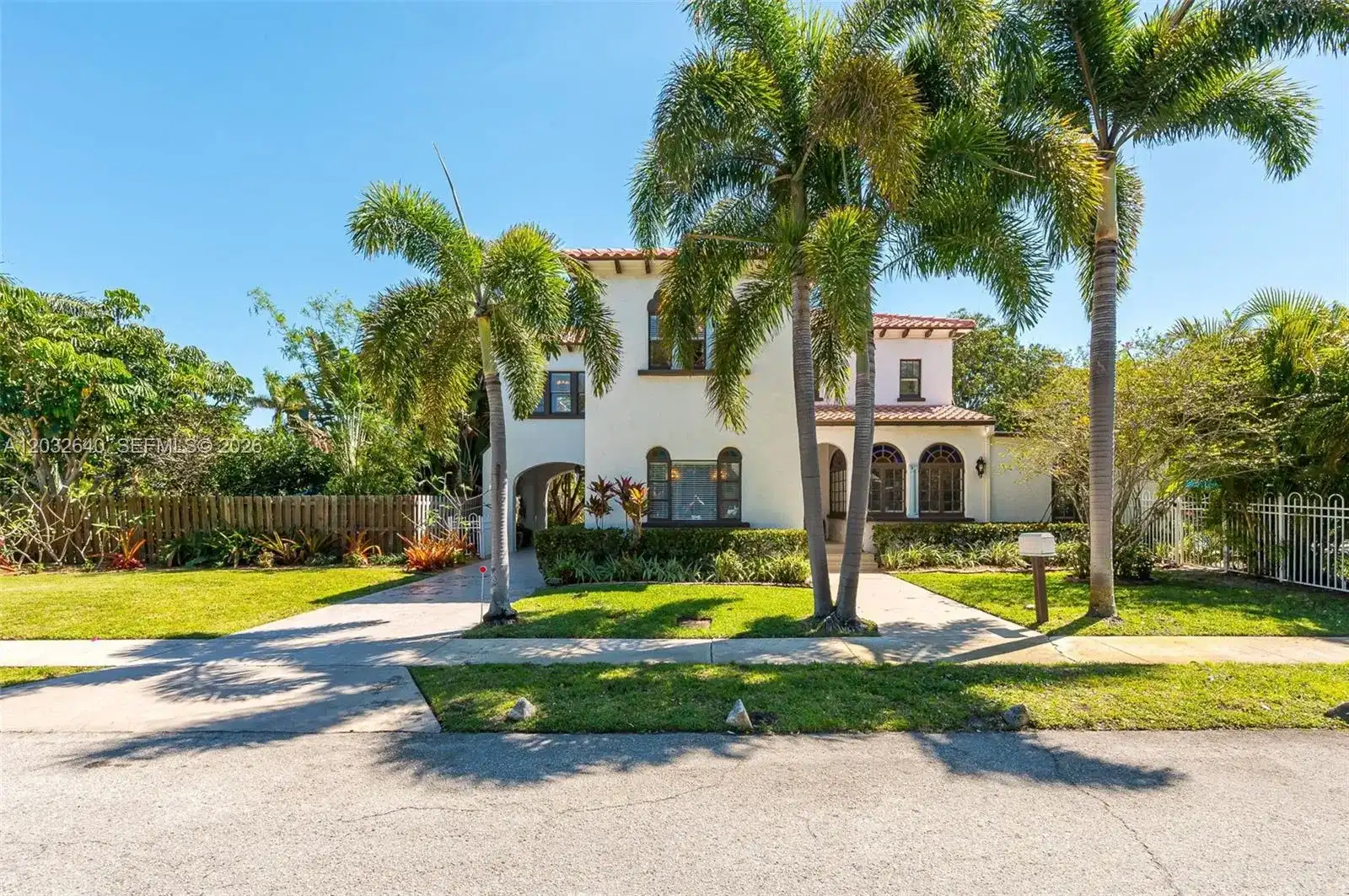 219 S 17th Ave S, Lake Worth FL 33460