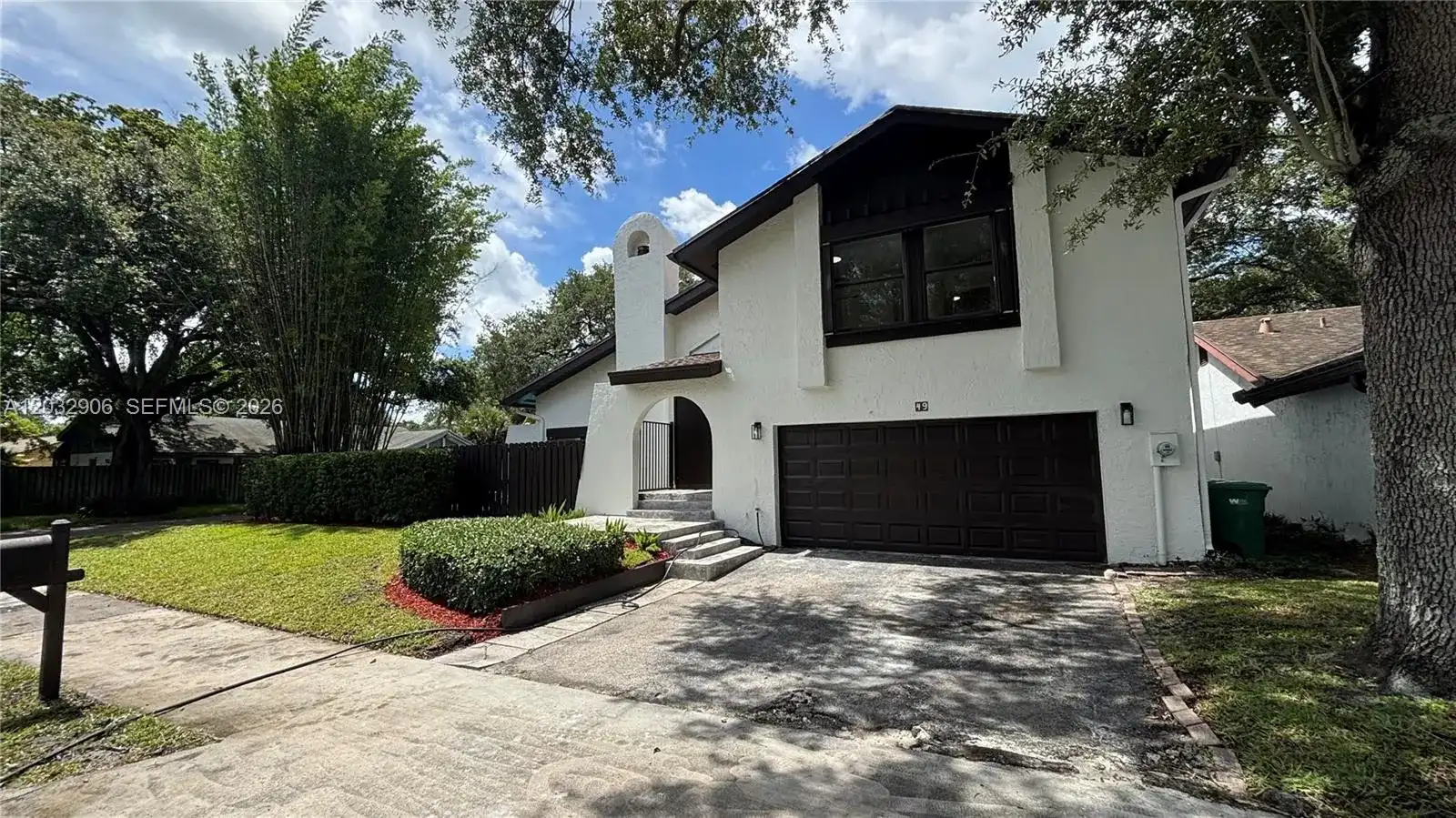 49 Forest Cir, Cooper City FL 33026