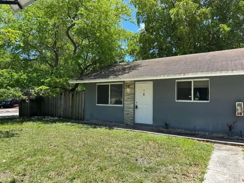647 NW 3rd Ave # 1, Fort Lauderdale FL 33311