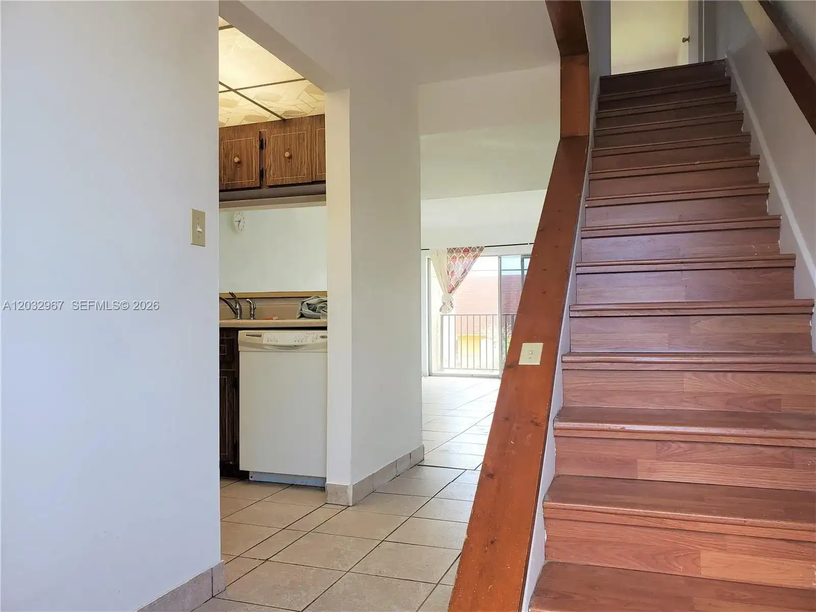 301 NW 109th Ave # 209, Miami FL 33172