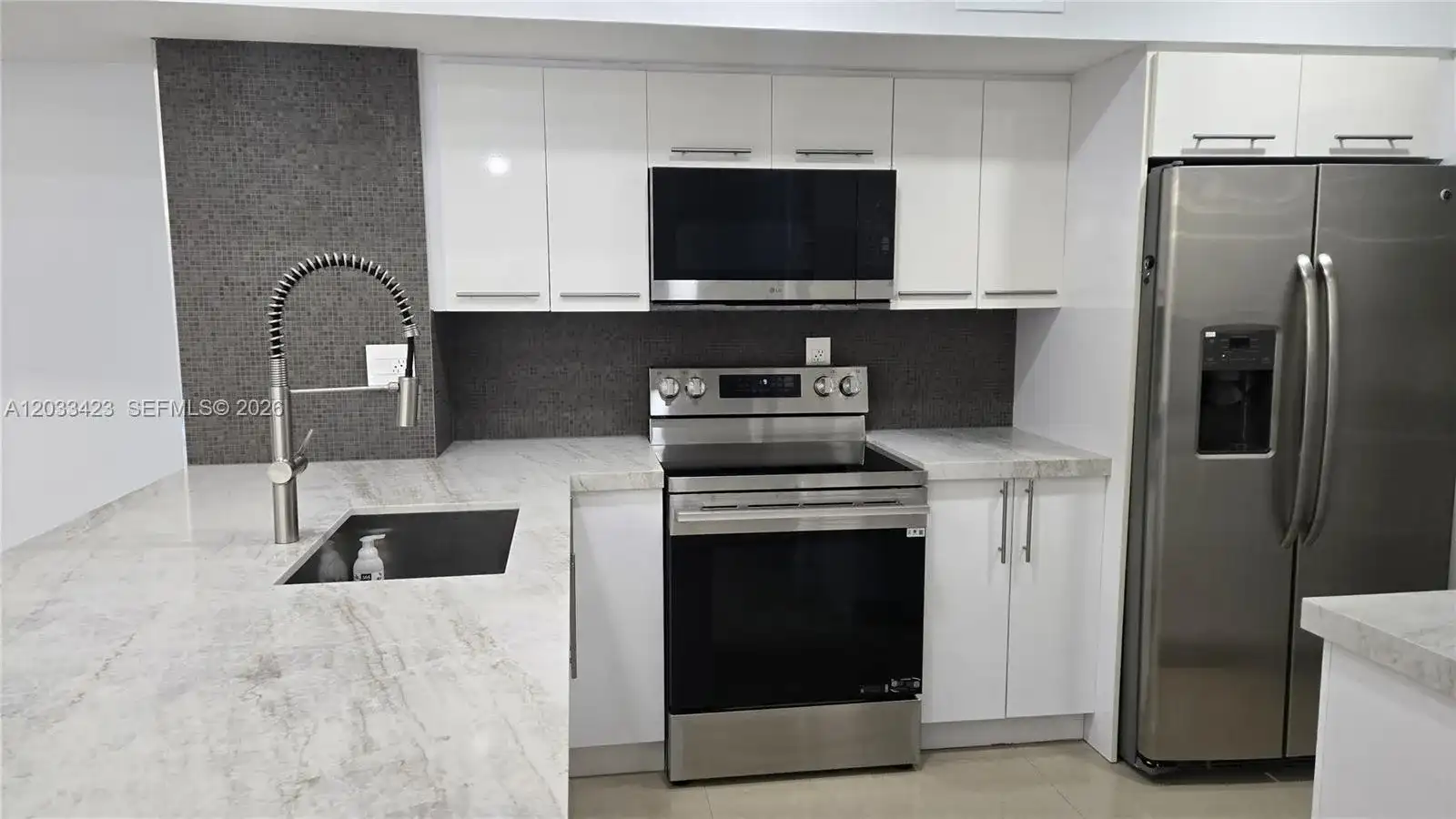 2600 S University Dr # 229, Davie FL 33328