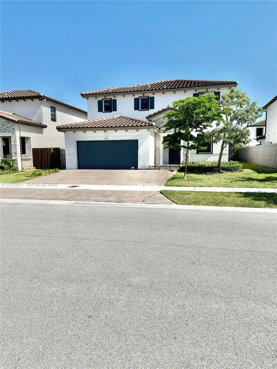 11942 SW 243rd St, Homestead FL 33032