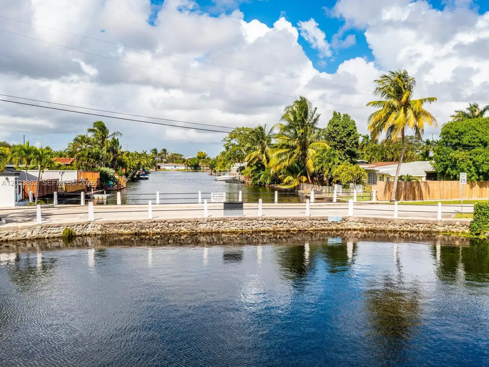 2856 NW 10th Ave, Wilton Manors FL 33311