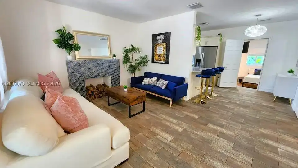 11 NW 47th Ter, Miami FL 33127