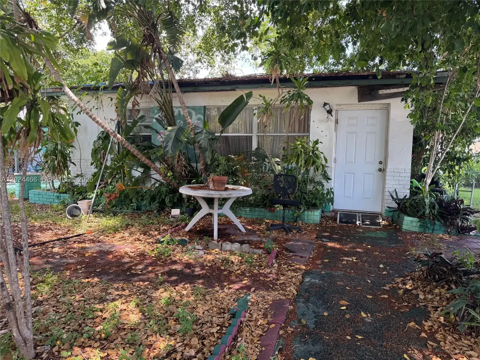 2327 Freedom St, Hollywood FL 33020