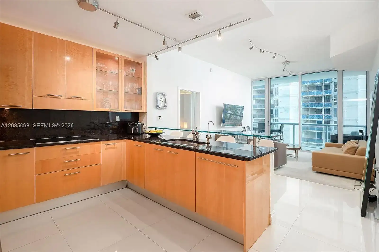 6799 Collins Ave # 510, Miami Beach FL 33141