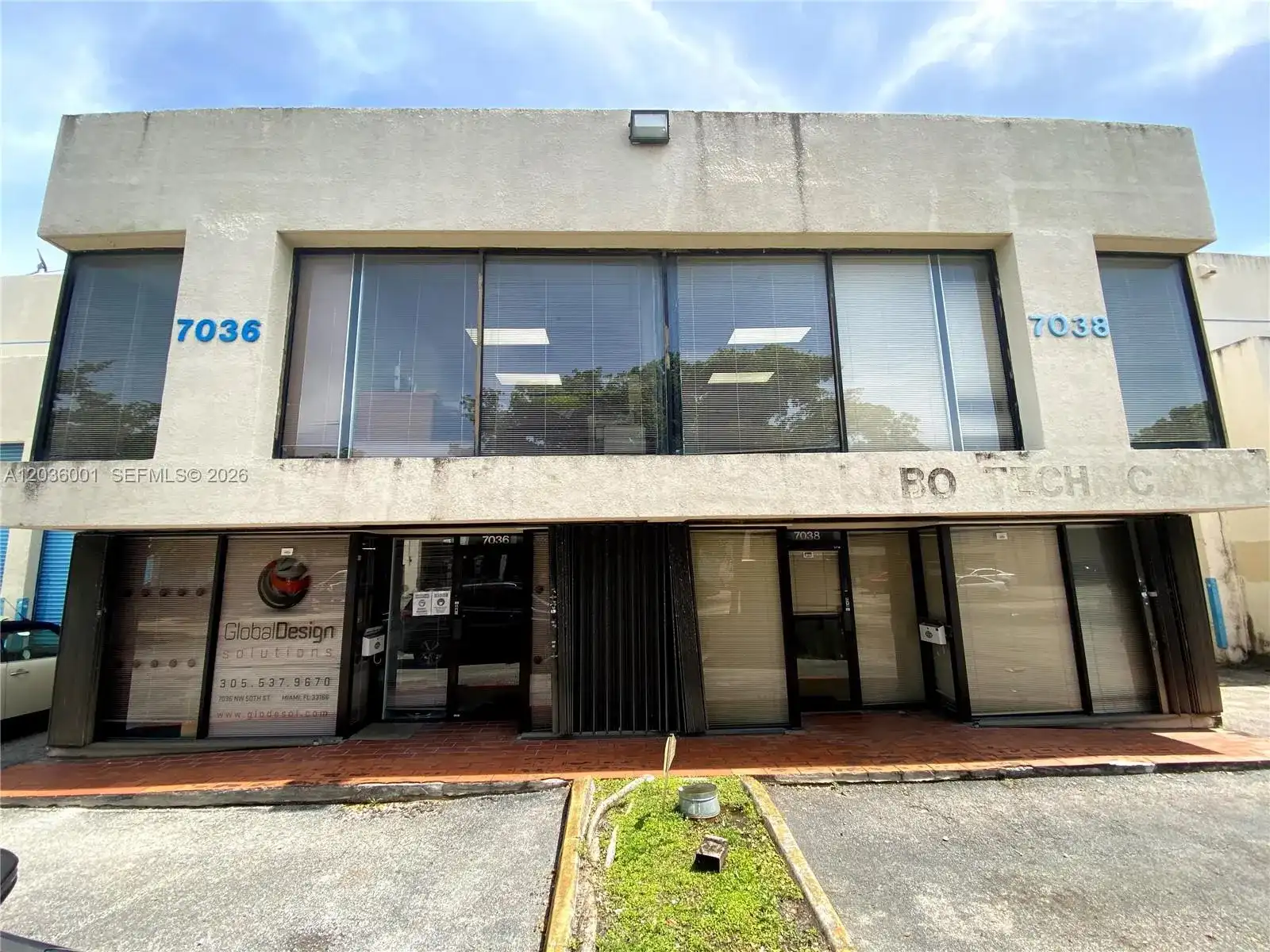 7038 NW 50th St # 2, Miami FL 33166