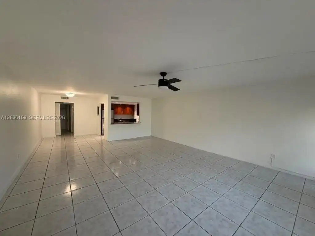 1885 NE 121st St # 8, North Miami FL 33181