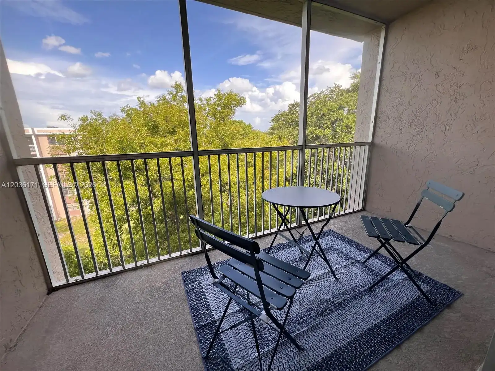1075 Riverside Dr # 505, Coral Springs FL 33071