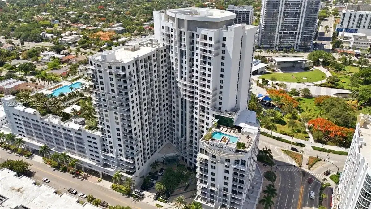 1776 Polk St # 703, Hollywood FL 33020
