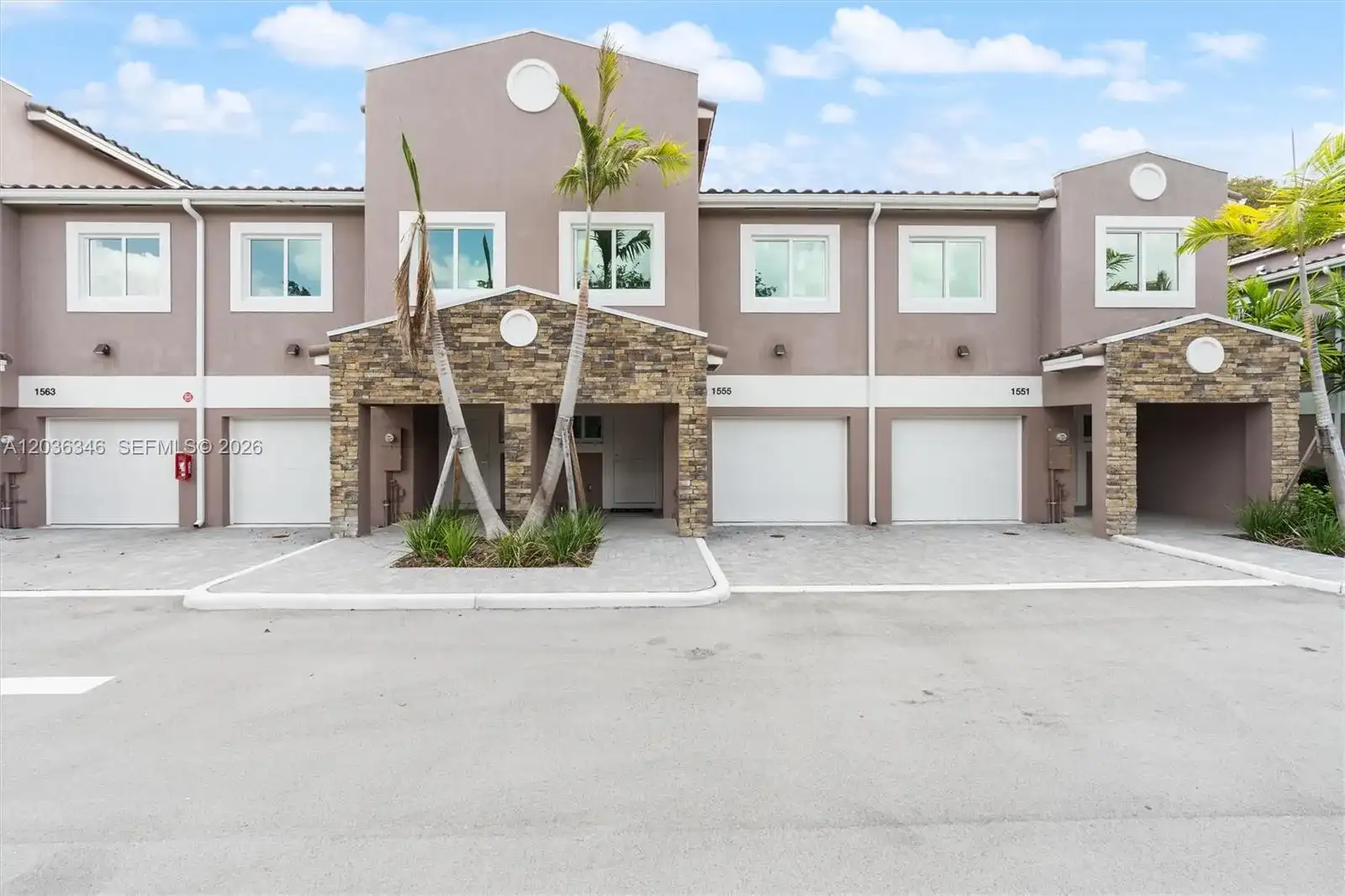1555 NW 94TH Way, Coral Springs FL 33071