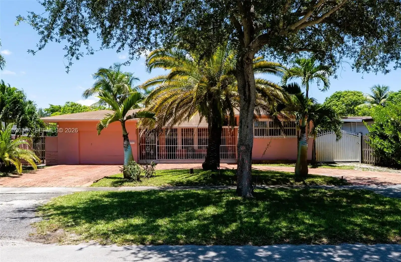 315 NW 124th St, North Miami FL 33168