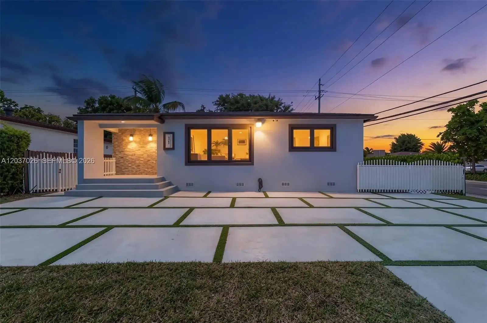 11 W 59th St, Hialeah FL 33012