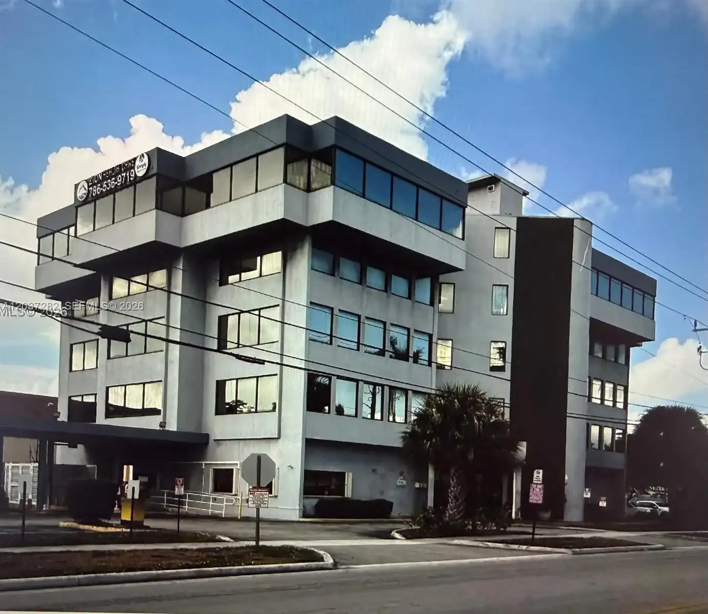 2100 W 76th St # 210, Hialeah FL 33016