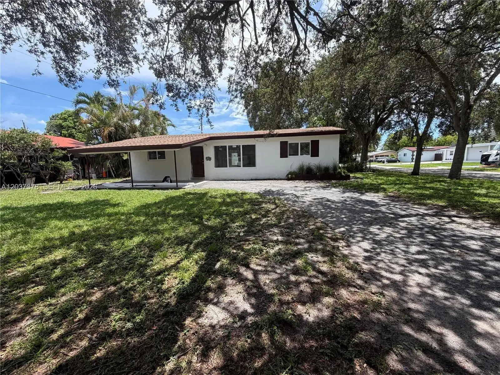 6570 Liberty St, Hollywood FL 33024