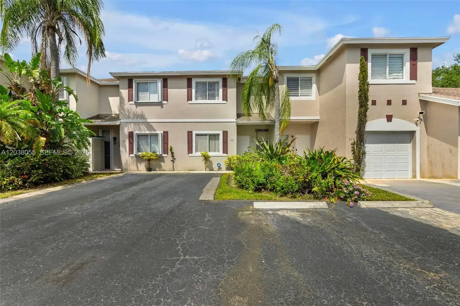 783 NW 42nd Pl, Deerfield Beach FL 33064