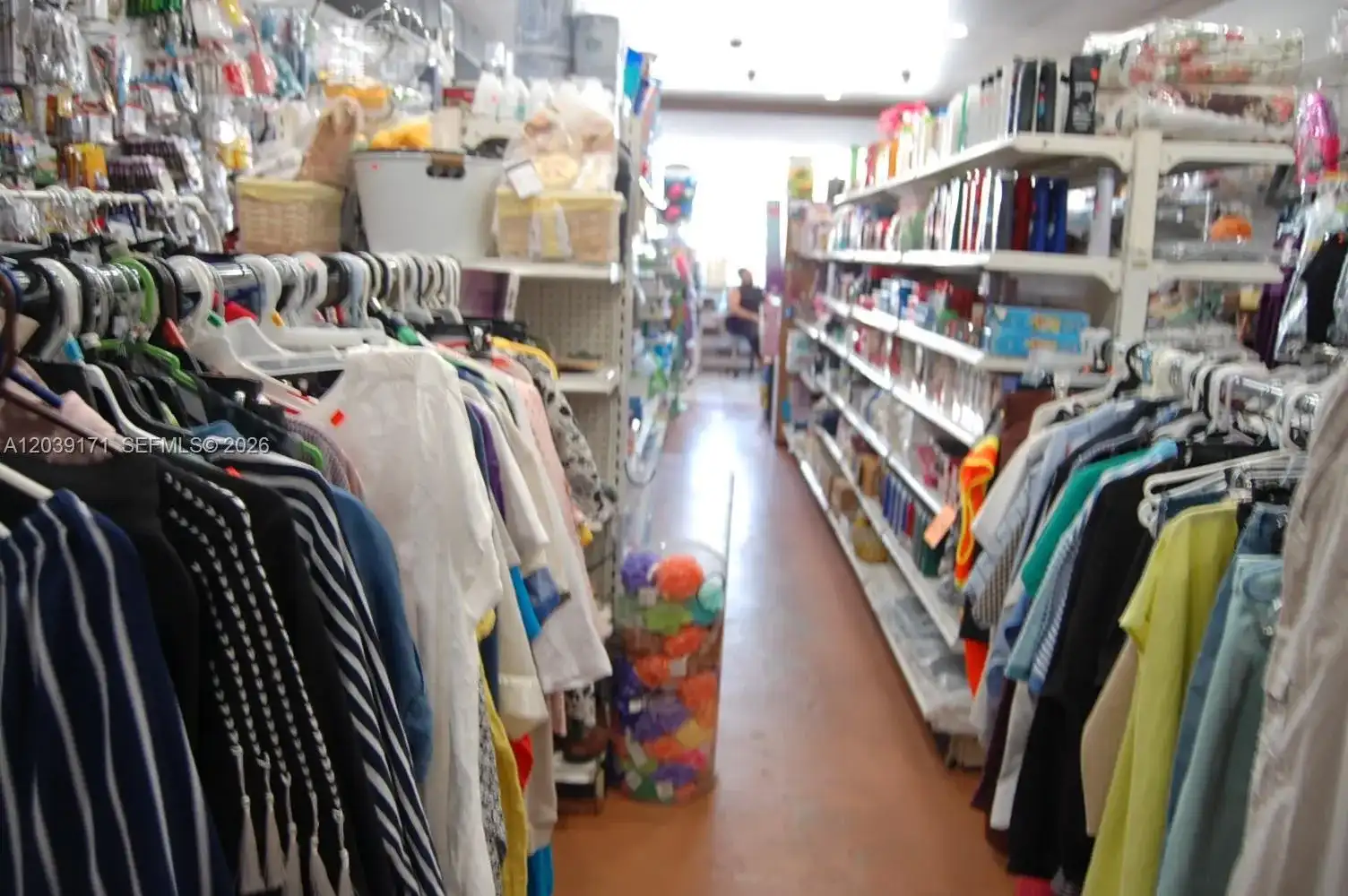 1900 e 4th ave, Hialeah FL 33010