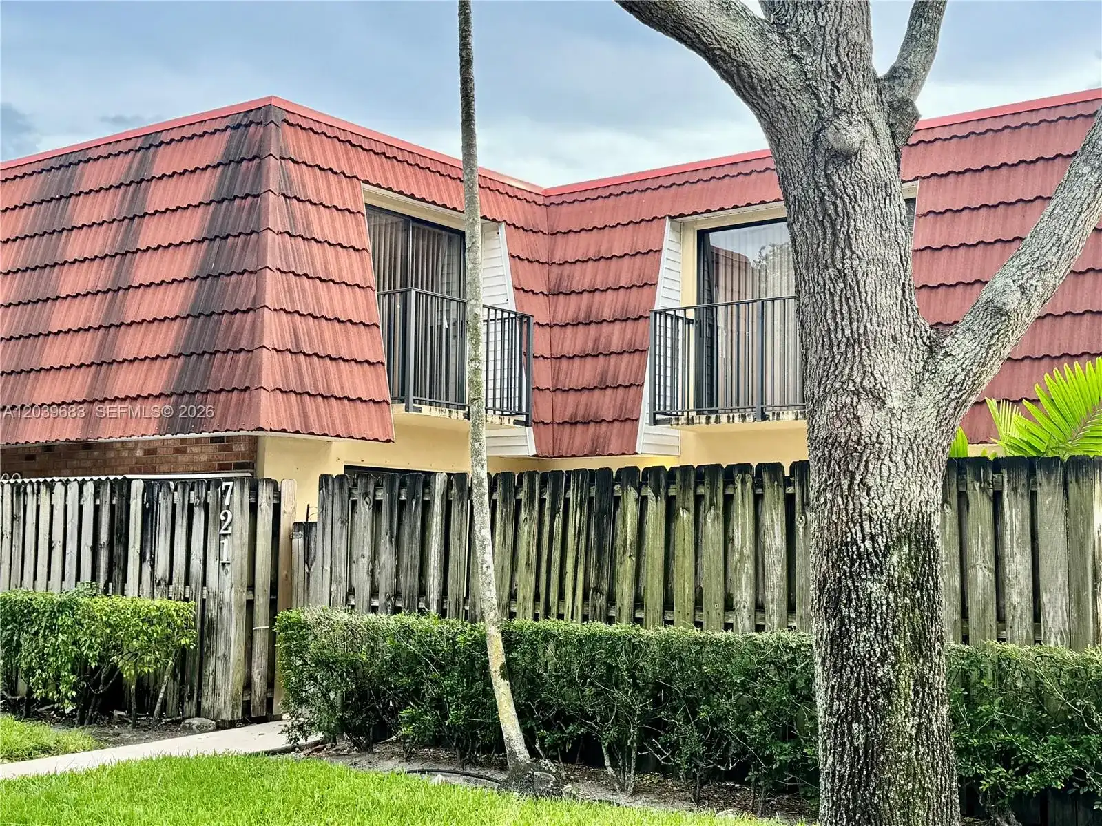 721 NW NW 99th Cir # 721, Plantation FL 33324