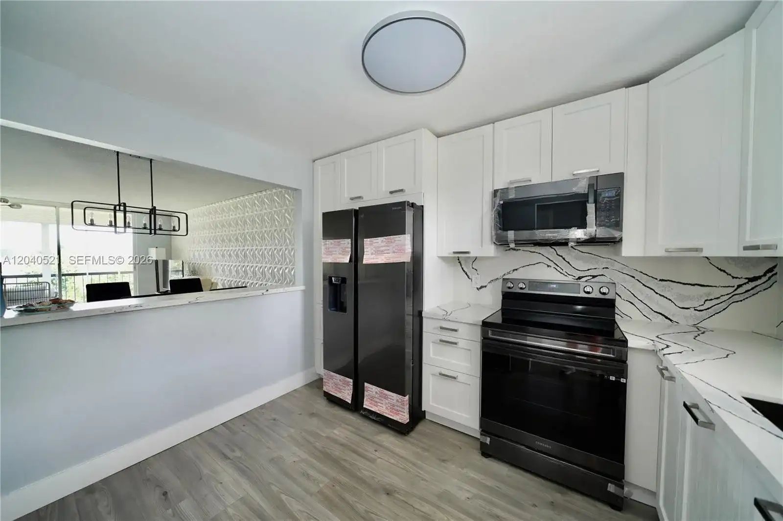 2541 Aragon Blvd # 305, Sunrise FL 33322