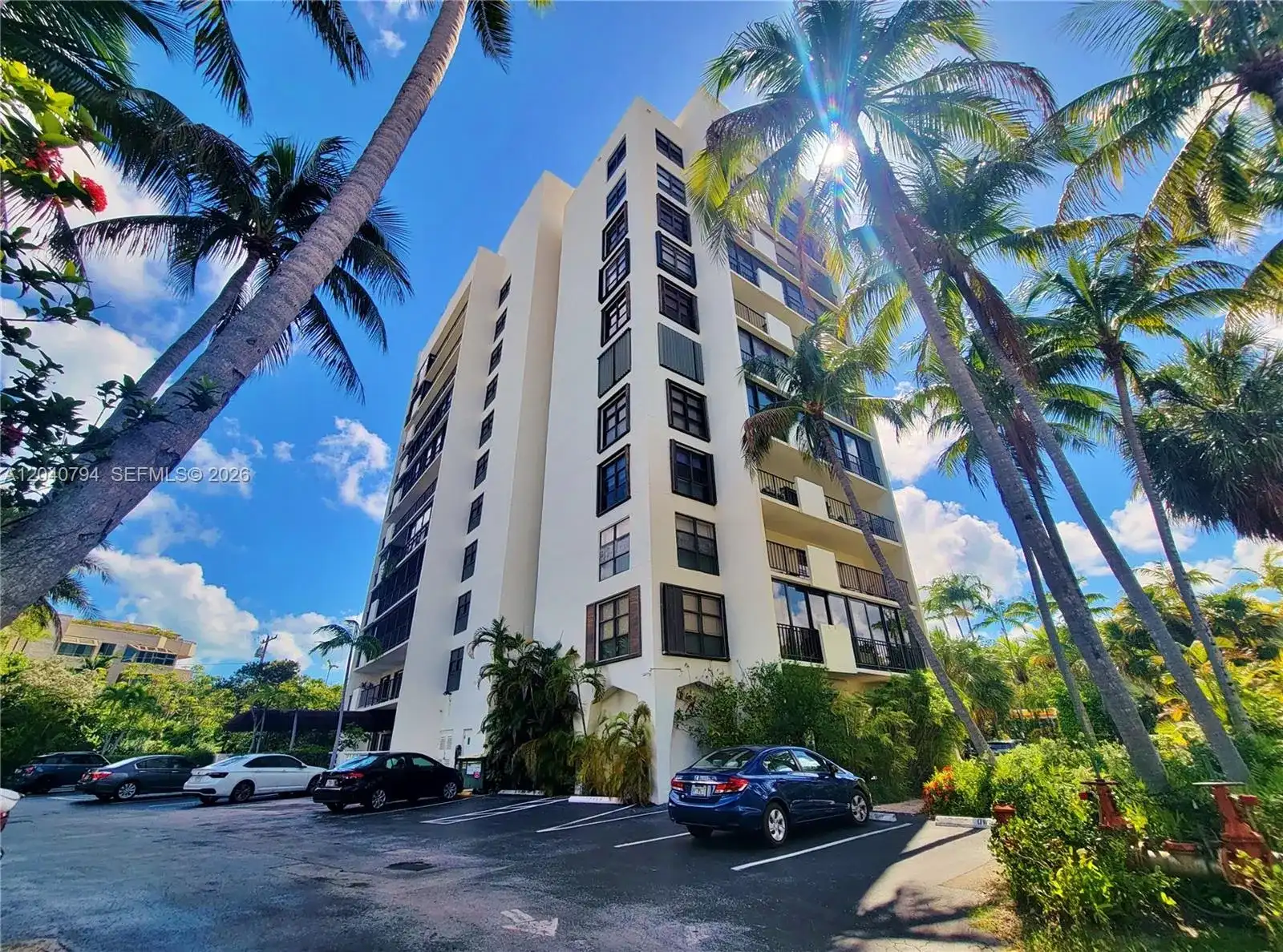 77 Crandon Blvd # 2B, Key Biscayne FL 33149