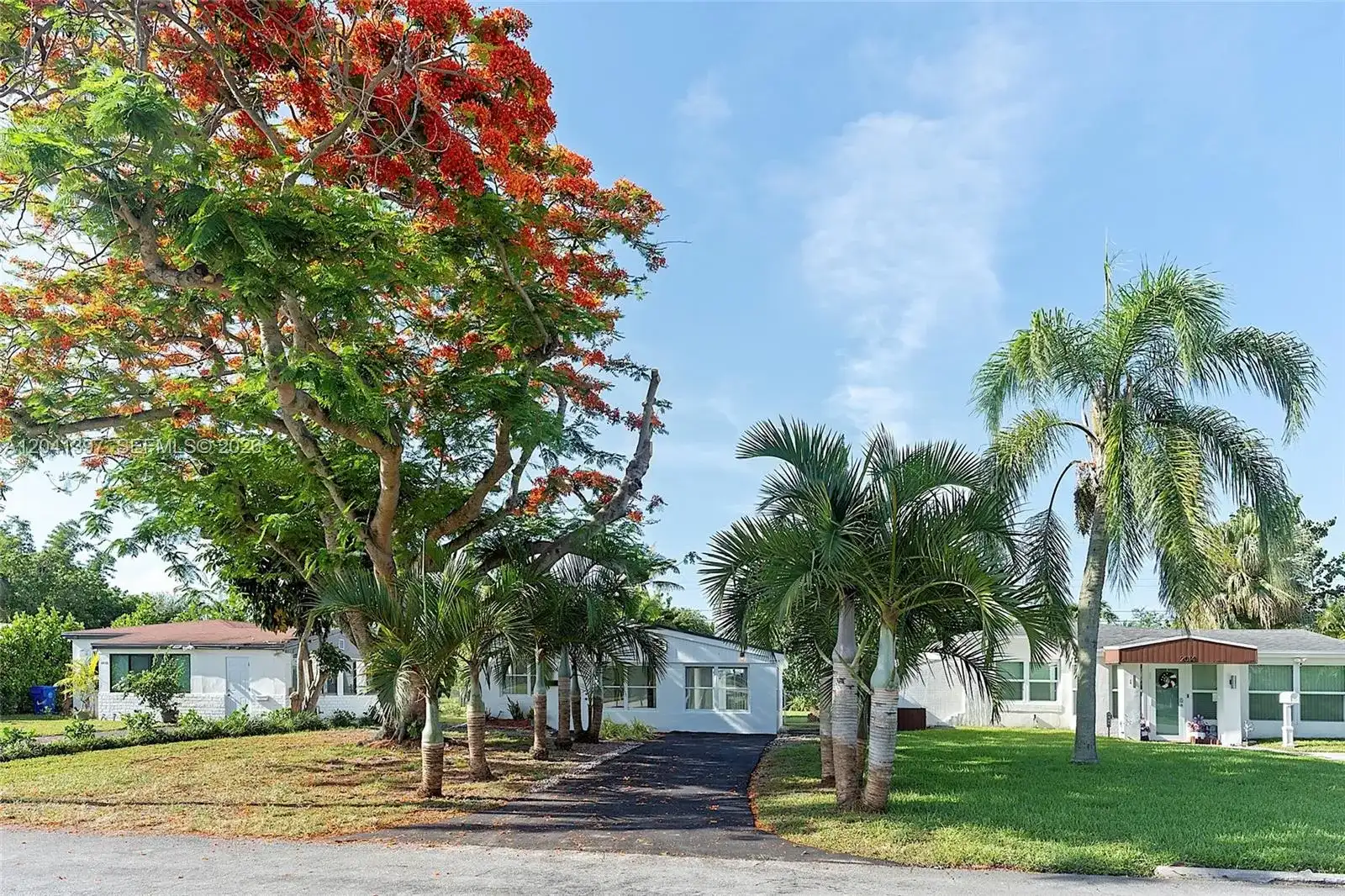2024 NE 174th St, North Miami Beach FL 33162