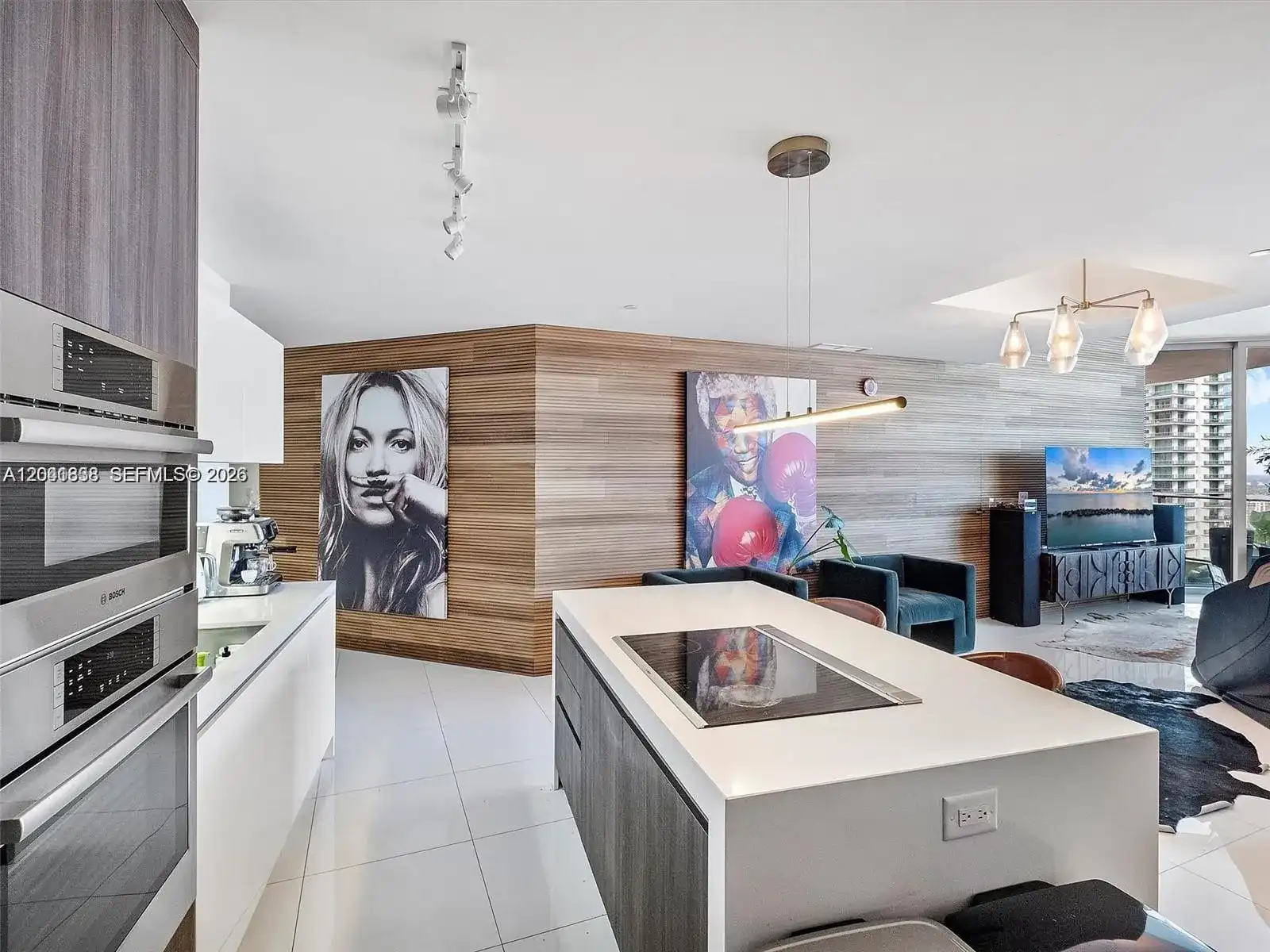 851 NE 1st Ave # 4109, Miami FL 33132