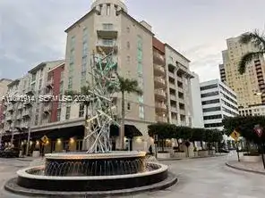 7280 SW 90th St # 506, Miami FL 33156